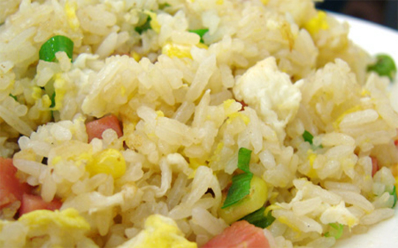 Пържен ориз по китайски (在中国炒饭)