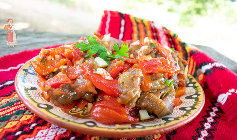 Мариновани печени чушки и патладжани
