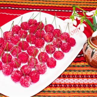 Сладки черешки (две рецепти на баба)